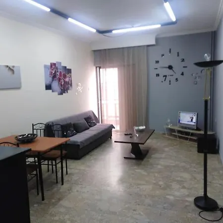 公寓 κεντρικο διαμερισμα στα τρικαλα *