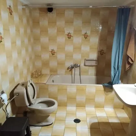 κεντρικο διαμερισμα στα τρικαλα Apartment *